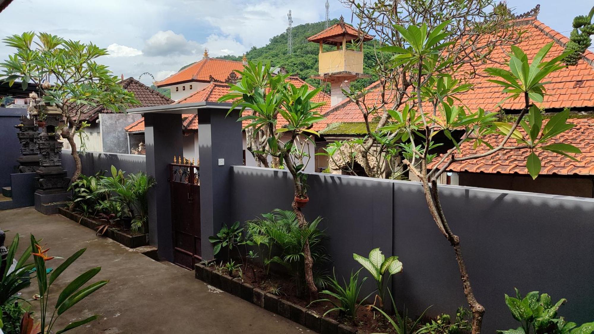Merta Homestay *